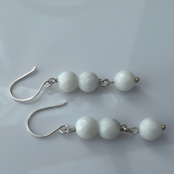 WHITE Jade Beads & Sterling Silver Earrings - Picture 12 of 12